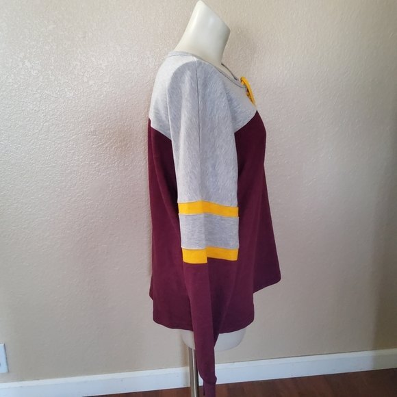 Colosseum University of Minnesota Gophiers Lace Up Sweatshirt XL New - Picture 3 of 7